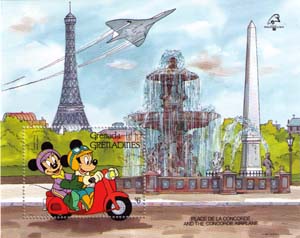 Mickey and Minnie on Place de la Concorde